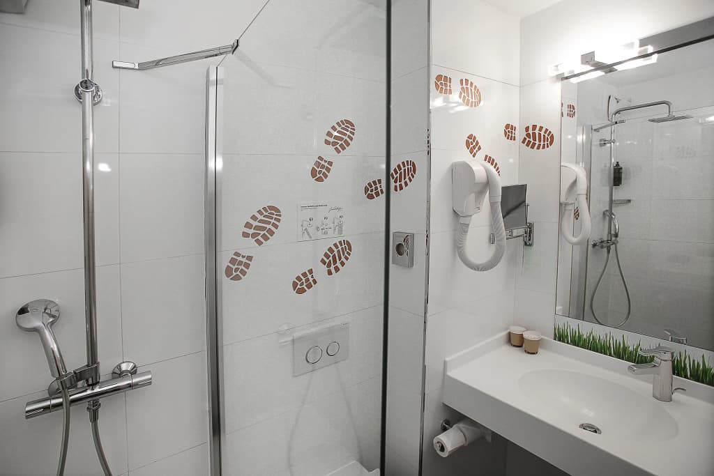 ibis Styles Lisieux Normandie - Miniature 7