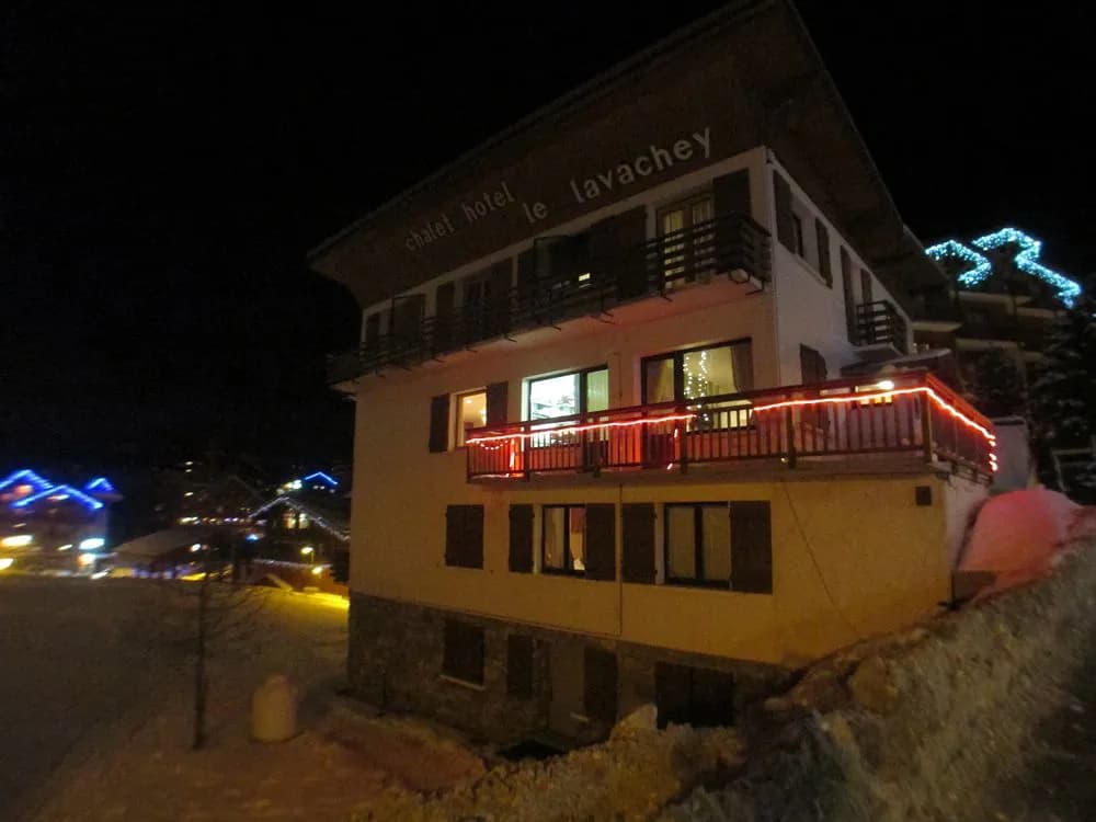 Apun Hotel Budget - Photo 1