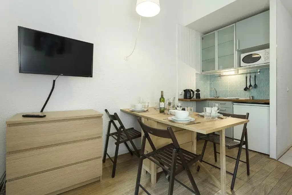 Apartment Forclaz 4B - Alpes Travel - Central Chamonix - Sleeps 4 - Miniature 8