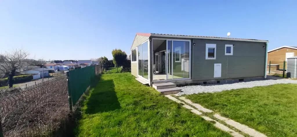 Bungalow de 2 chambres avec piscine partagee jardin amenage et wifi a Grandcamp Maisy - Photo 4