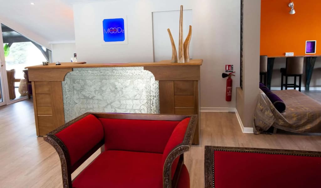 Moodz Hotel - Miniature 6