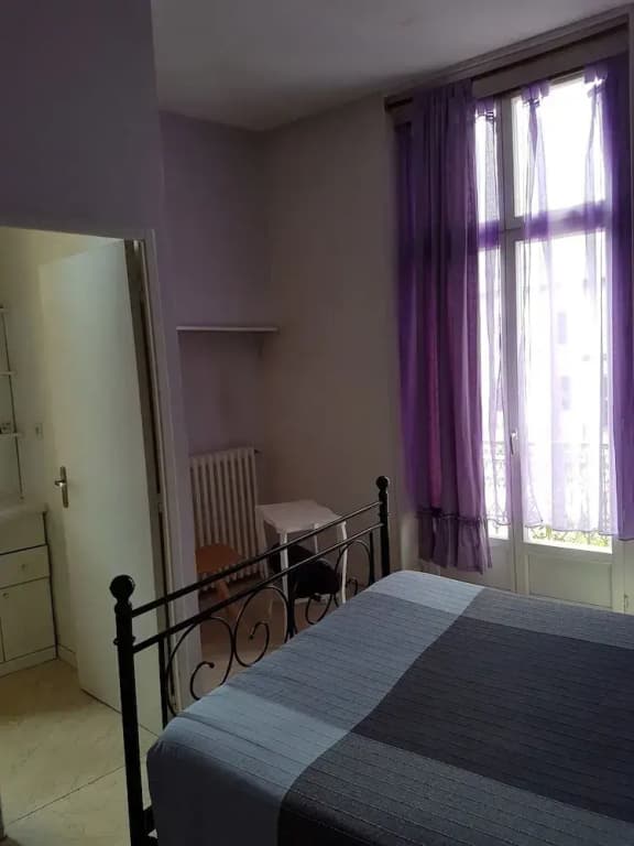 Hotel Café de la Gare - Photo 4
