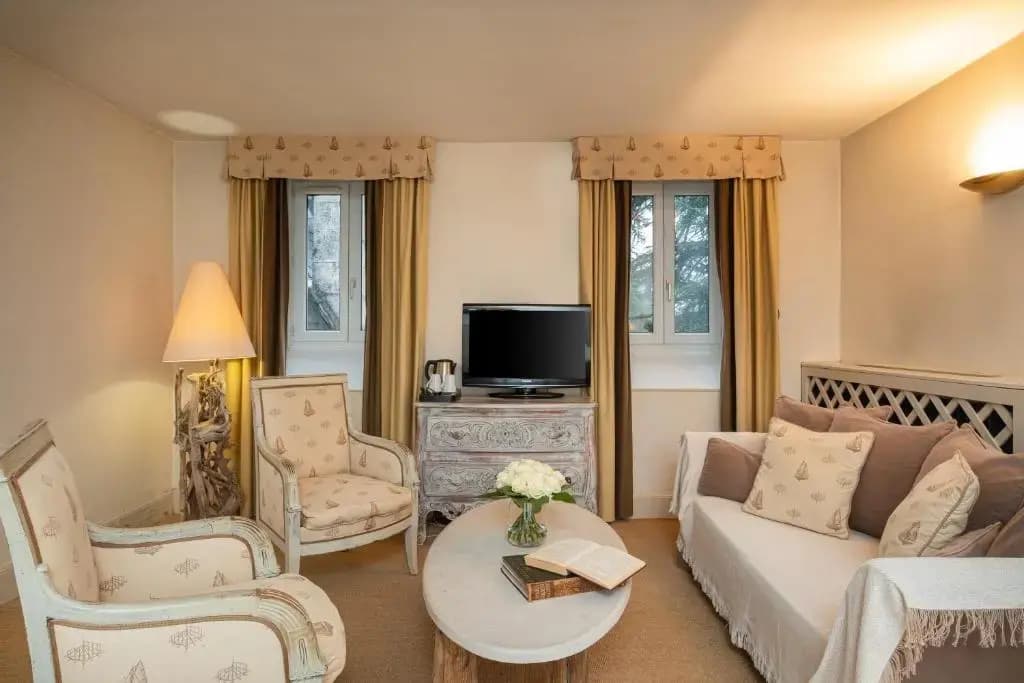 Chateau des Reynats - Photo 4