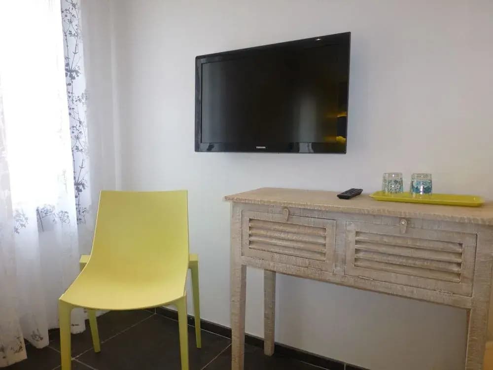 Hotel Le Vieux Bistrot - Photo 4
