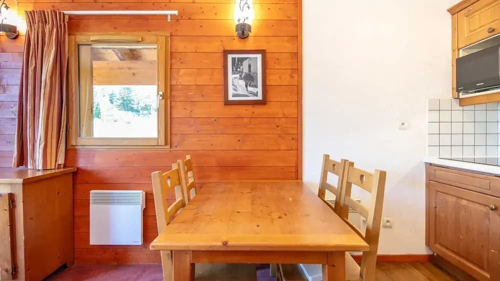 Cosy Apartment in the Mountains in Valfrejus - Miniature 7