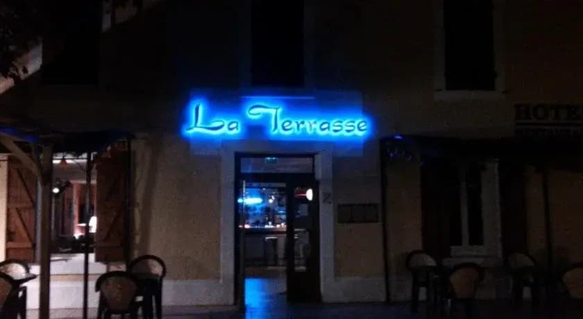 Hotel Restaurant La Terrasse - Photo 1