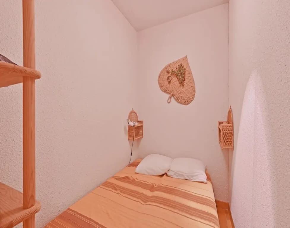 Waterfront Retreat With Balcony - Photo 1