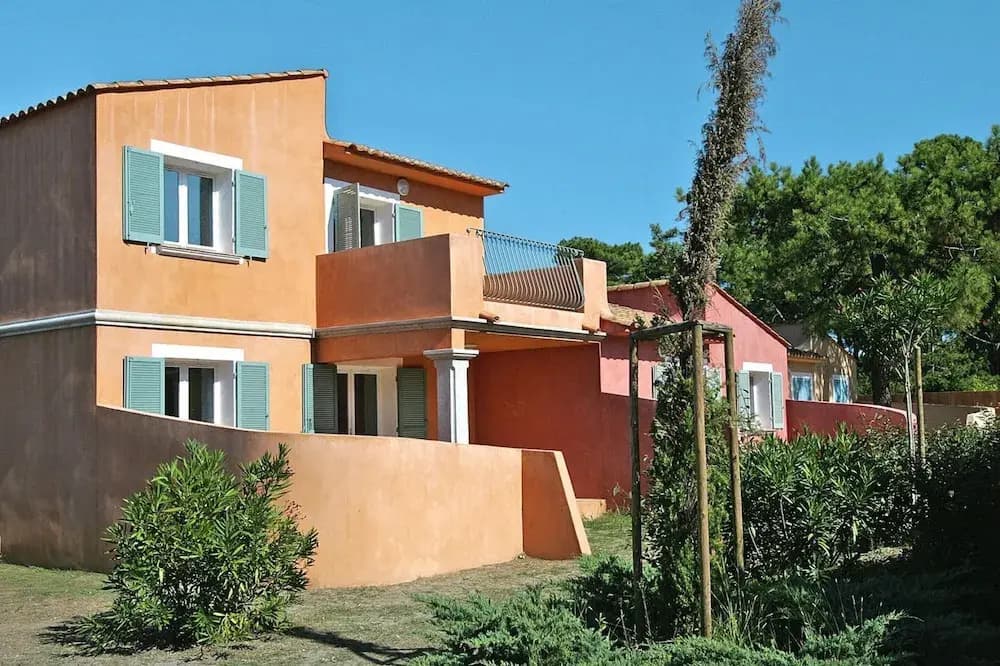 Lovely Apartment in Borgo With Shared Pool - Photo 3