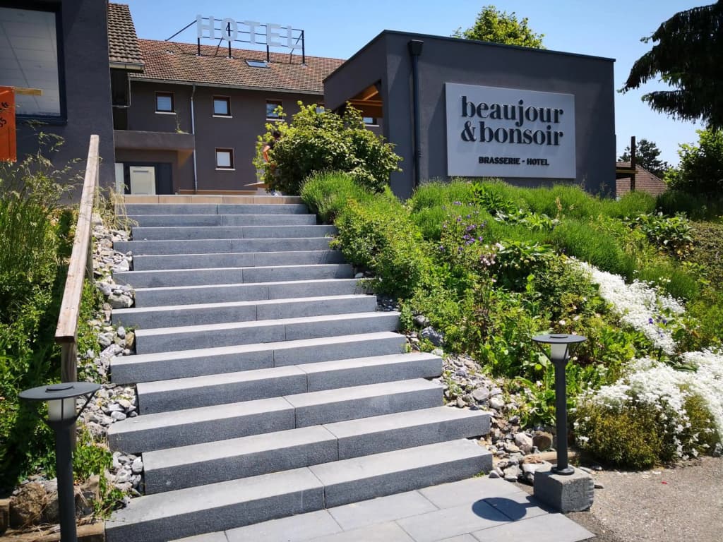 Hotel The Originals Annecy Nord (ex P'tit-Dej Hotel) - Photo 1