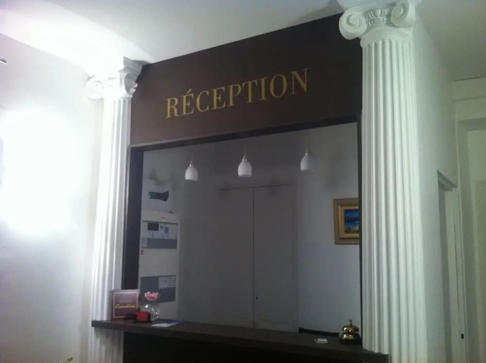 Hotel Carolina - Photo 1