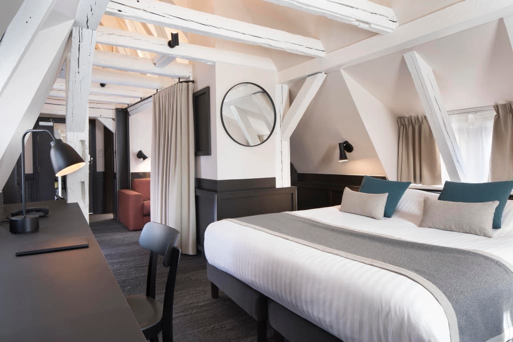 Hotel Du Dragon - Photo 3