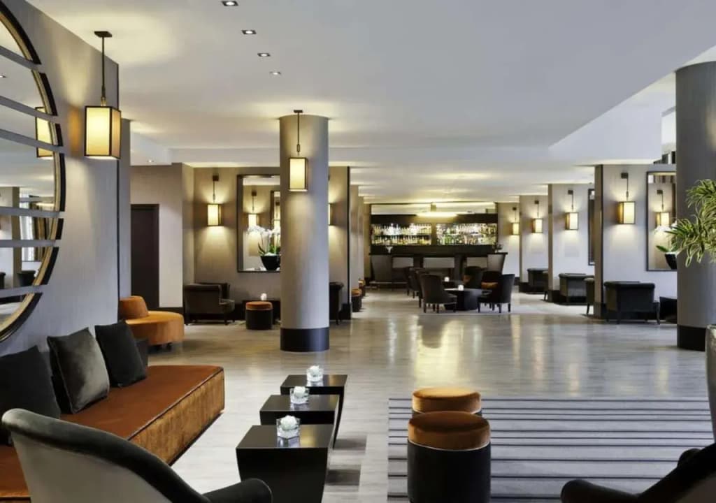Hôtel Barrière l'Hôtel du Lac - Photo 2