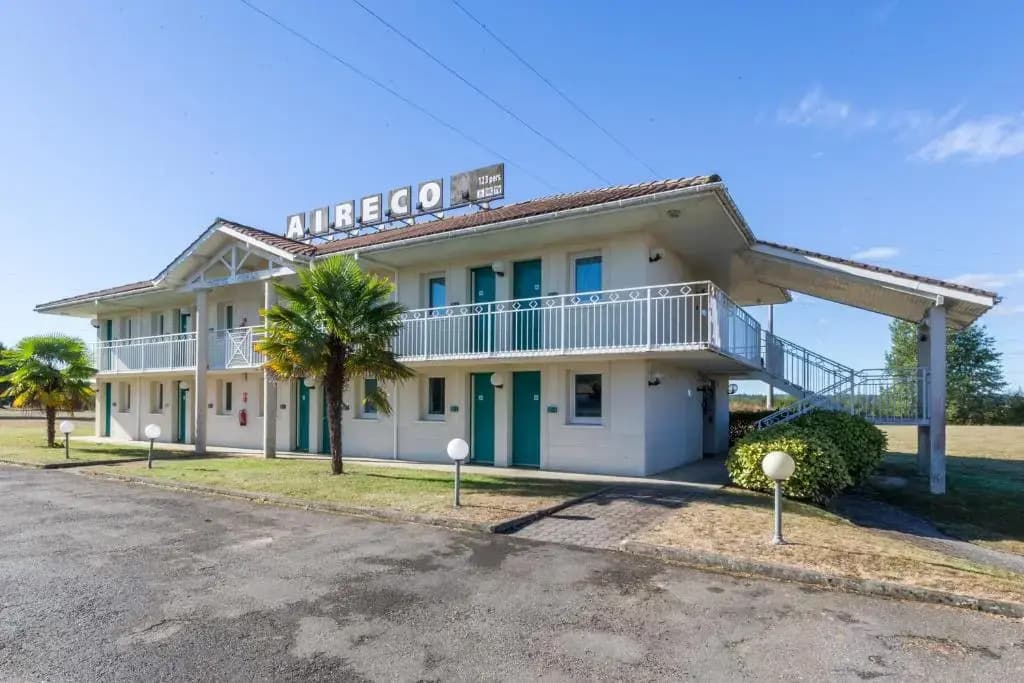 Hotel Aireco - Photo 1