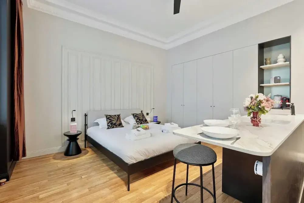 Modern Apartment - 2P - Parc Monceau - Miniature 6