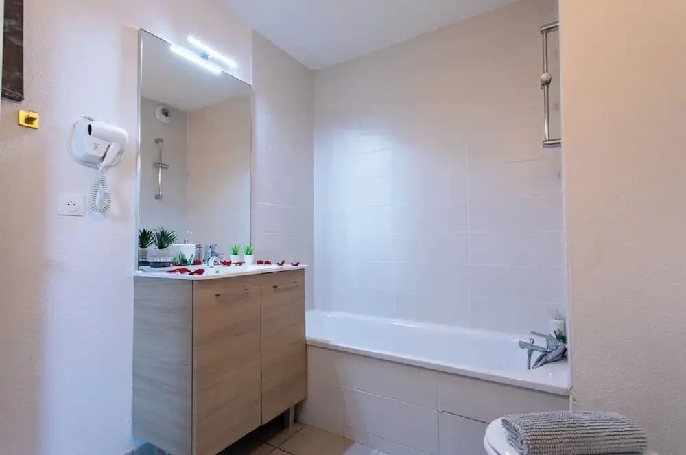 Suite jacuzzi - Miniature 7