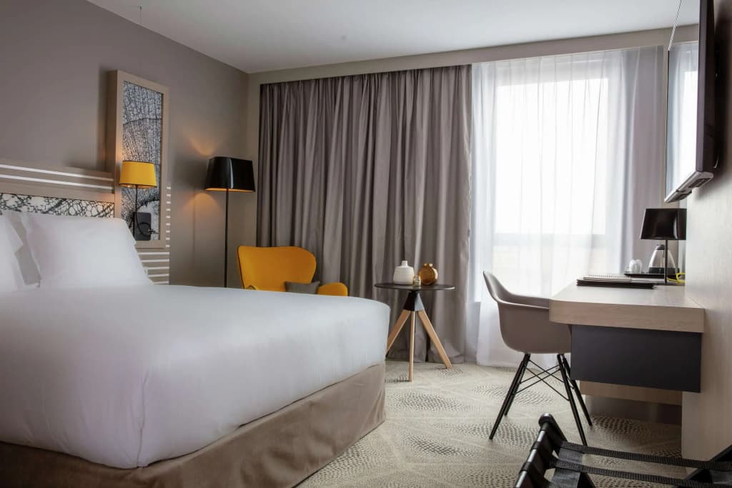 Hilton Garden Inn Massy - Photo 2