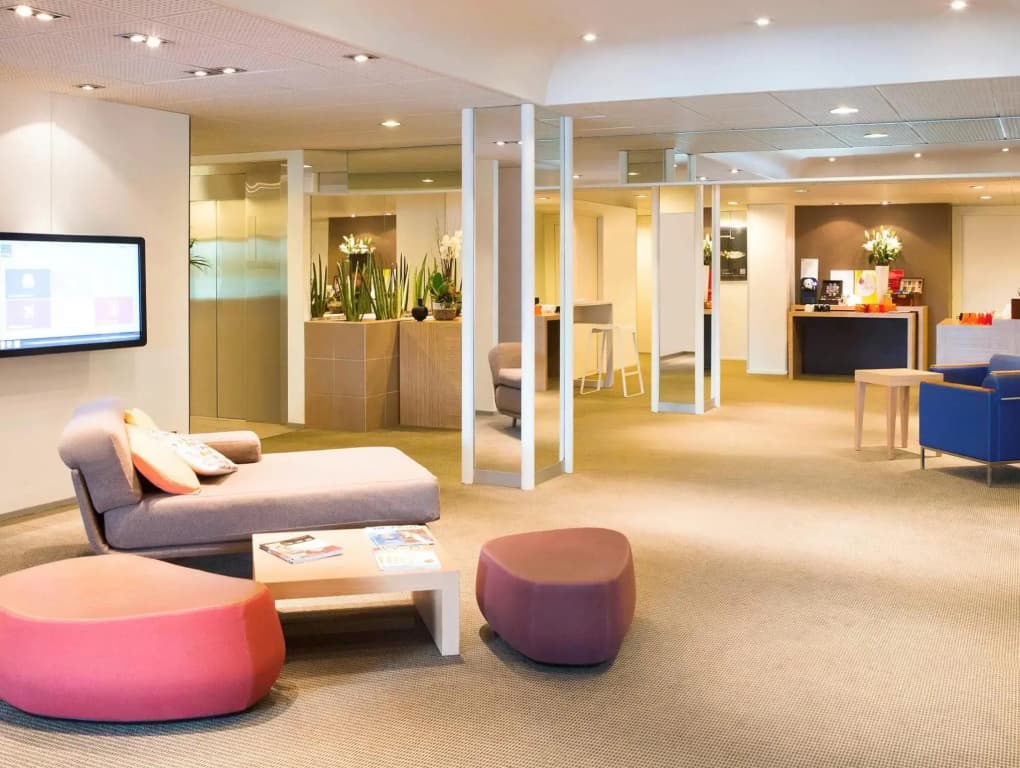 Novotel Bordeaux Centre-Ville - Photo 2