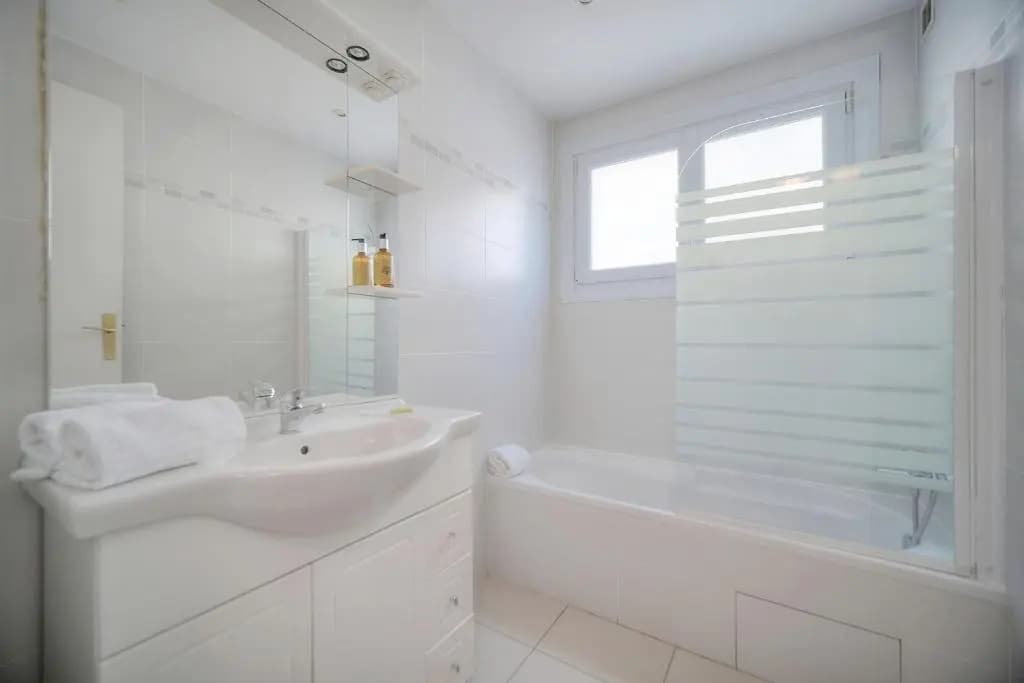 IMMOGROOM - Renovated apartment - Terrace - AC - Miniature 8