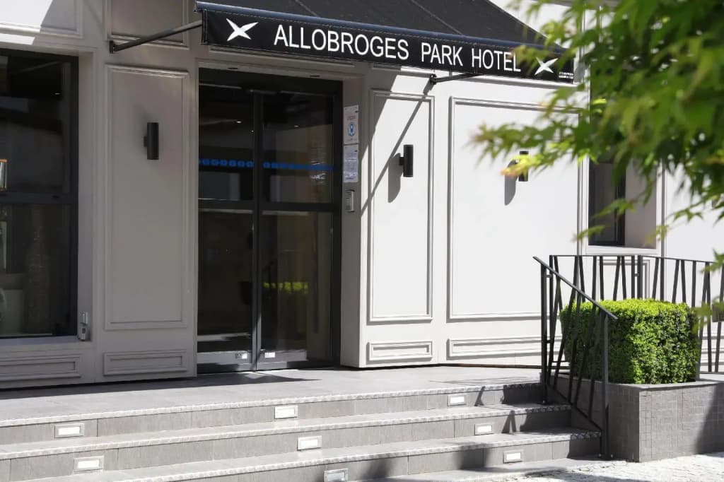 Allobroges Park Hotel - Photo 1