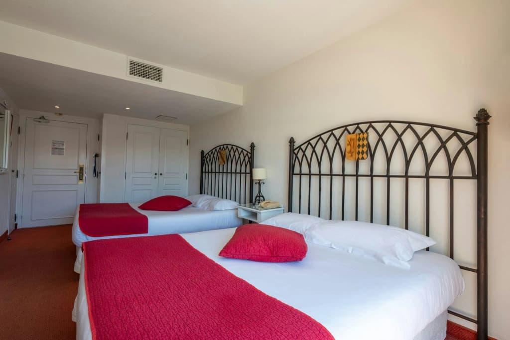 Avignon Grand Hotel - Miniature 7