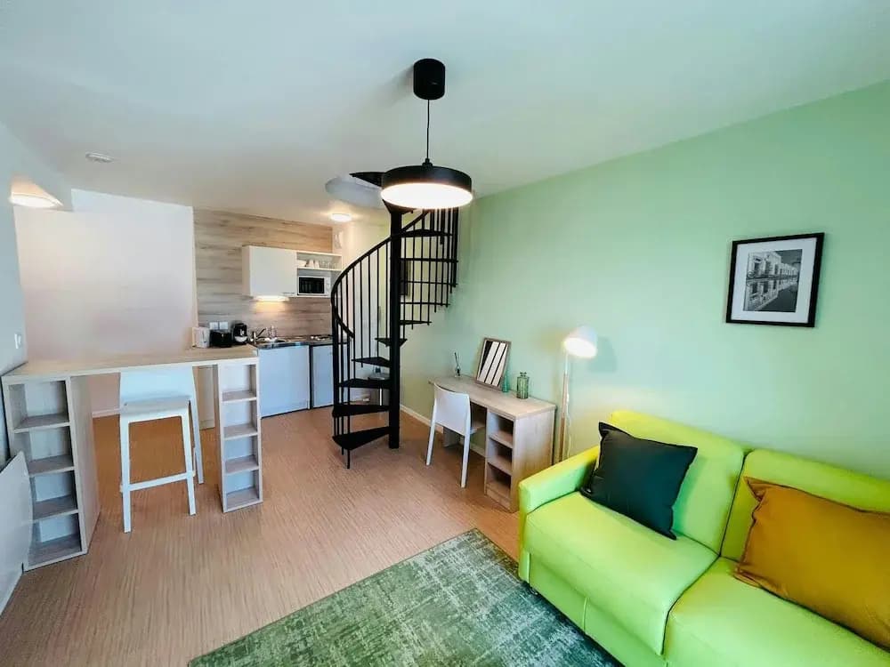 We Live In R - Duplex 504 - Photo 3