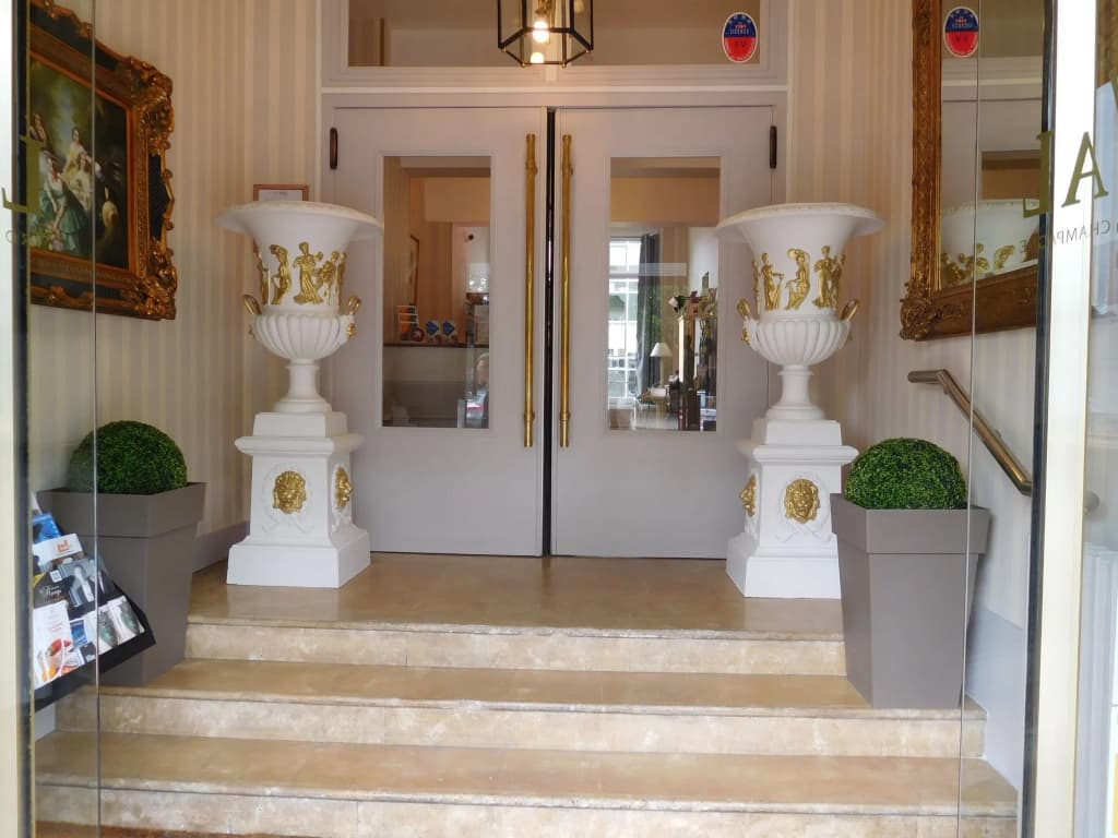 Brit Hotel Le Royal - Troyes - Photo 2