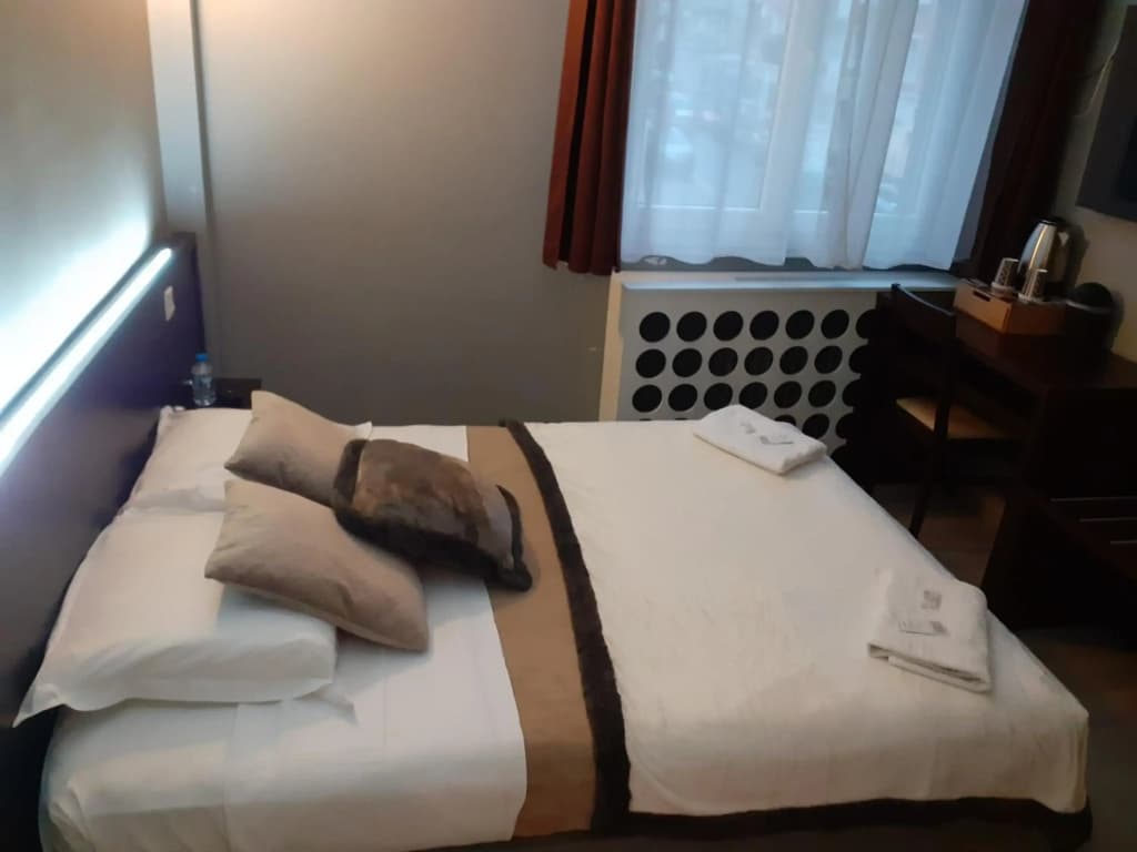 Citadel Hotel - Photo 2