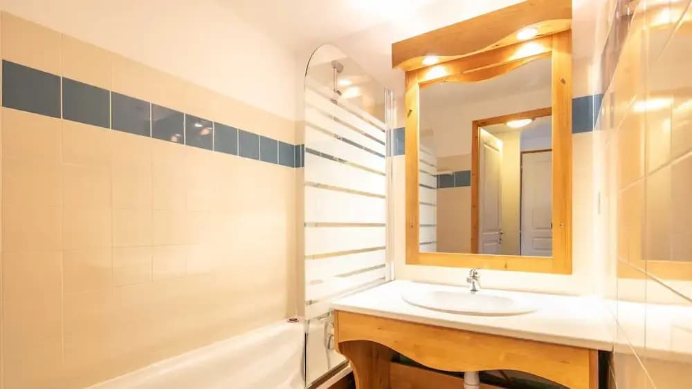 Apartment in Chamrousse With Mountain Views - Miniature 6