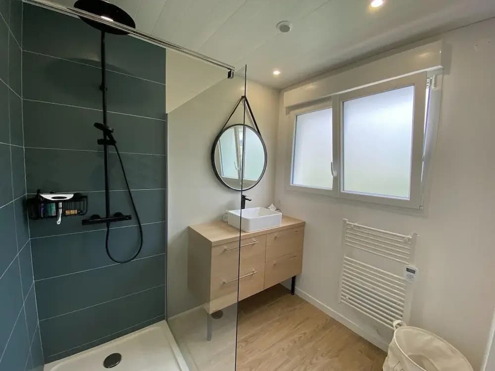 Holiday Home in France With Sea View Terrace - Miniature 6