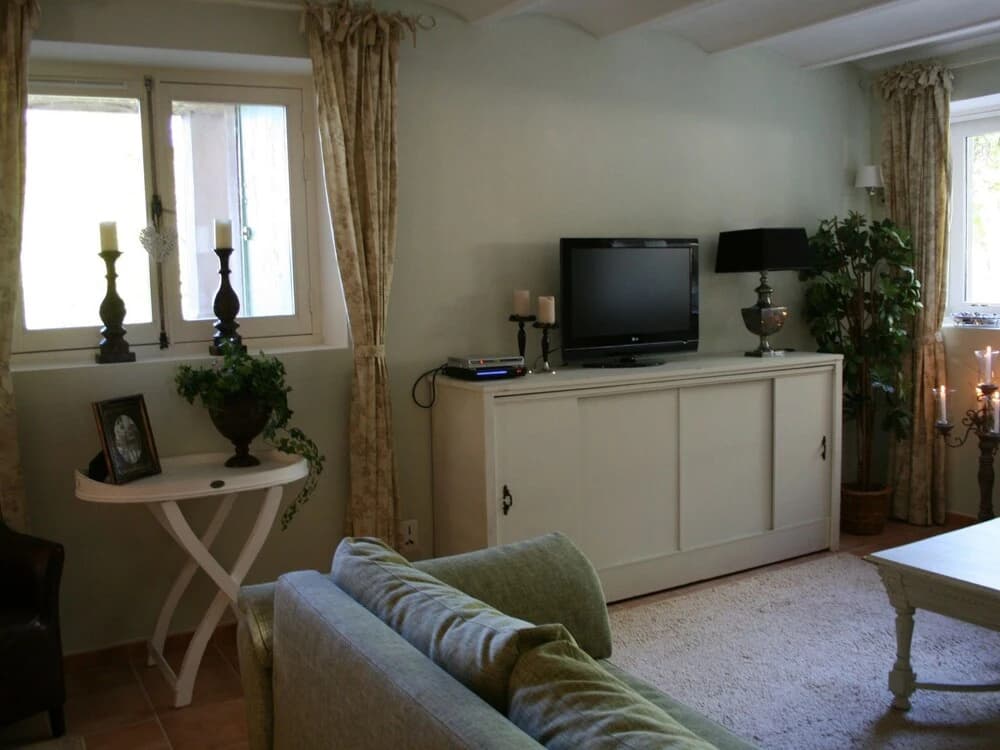 Spacious Villa in Drome with Swimming Pool - Miniature 6