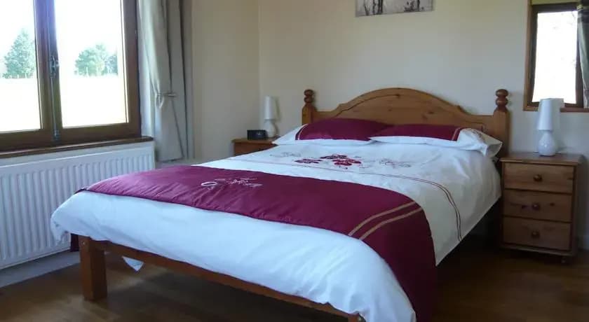 Lakeside Bed and Breakfast - Photo 1