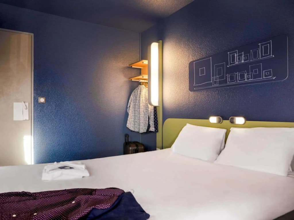 Ibis Budget Arles Sud Fourchon - Miniature 6