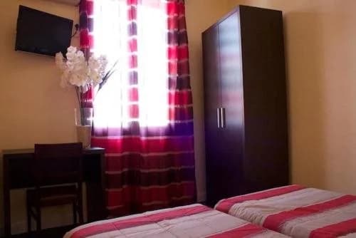 Hotel Savoy - Photo 3
