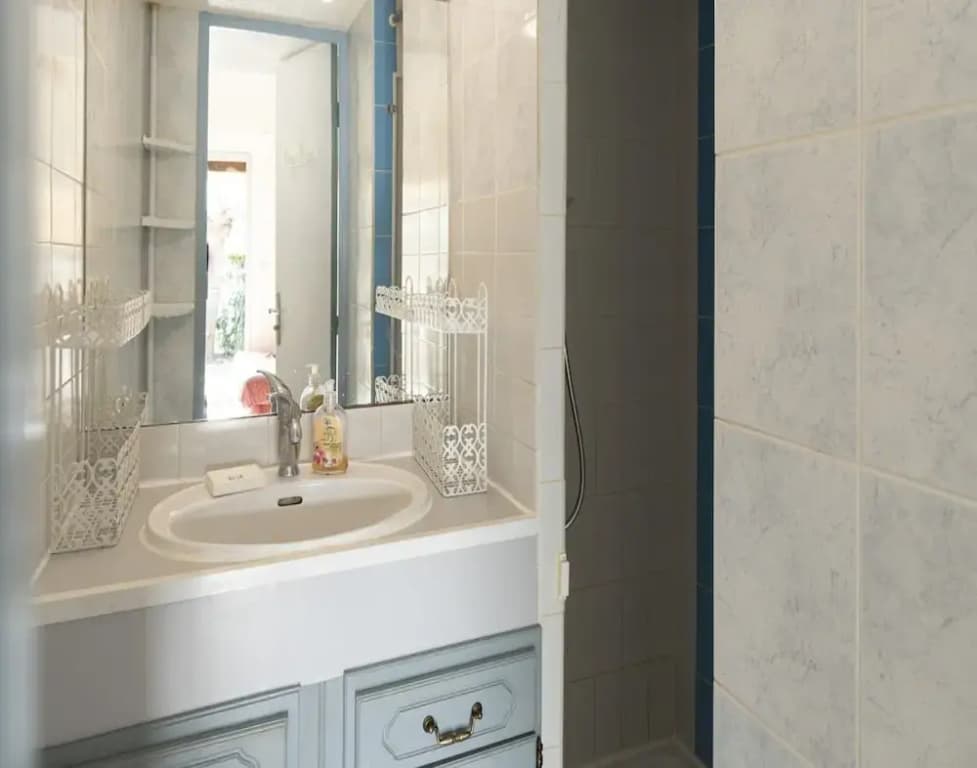 Coastal Comfort for Families - Miniature 6