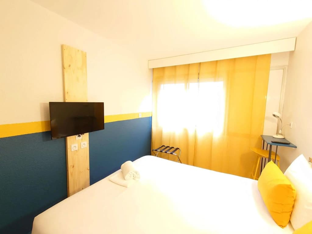Kyriad Direct Grenoble - Photo 2