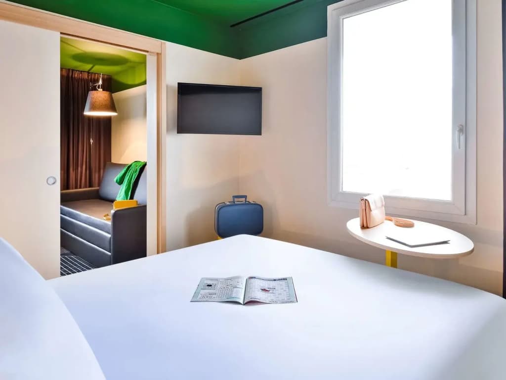 ibis Styles Lyon Meyzieu Arena Stadium - Photo 4