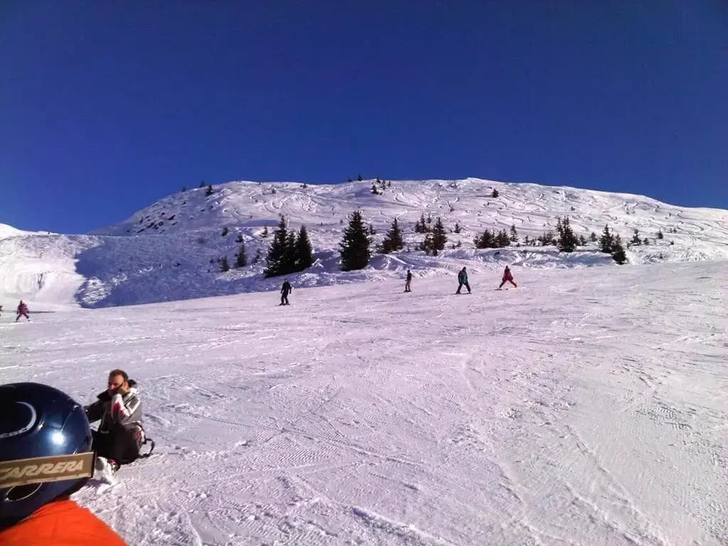 Chalet de 3 chambres avec jardin amenage et wifi a Champagny en Vanoise a 1 km des pistes - Miniature 8