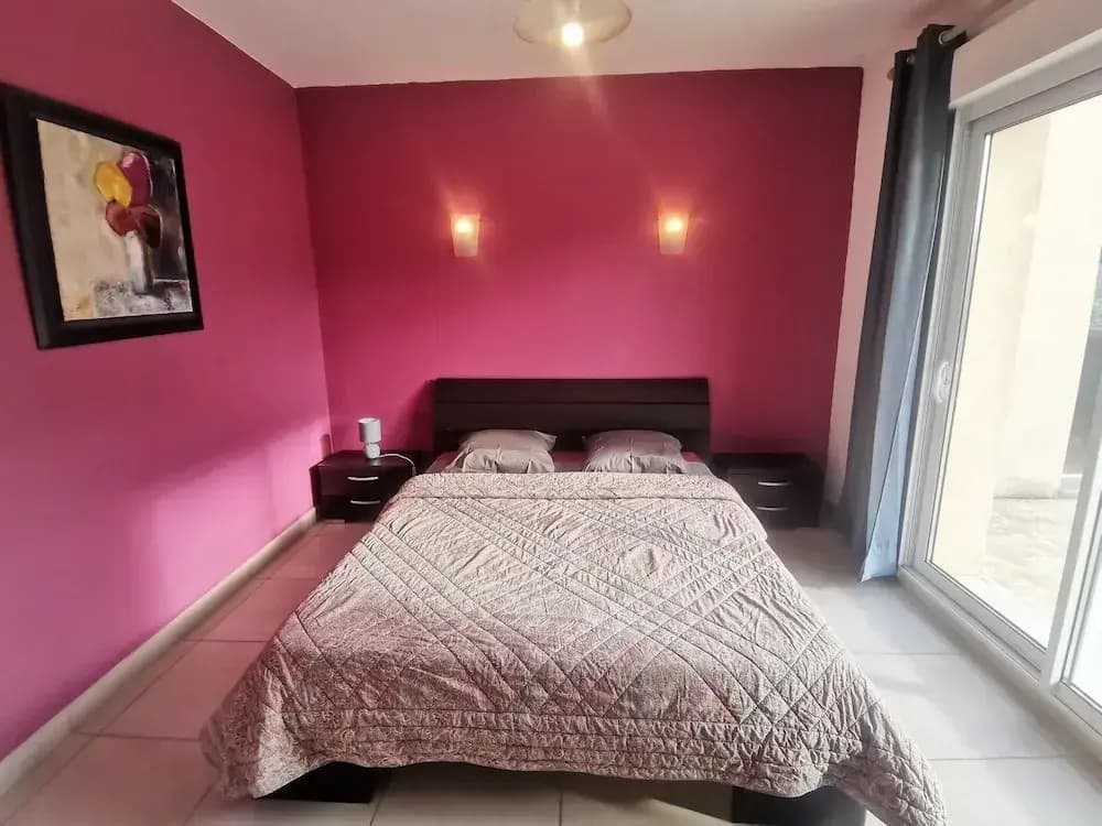 Holiday Home in Puymeras With Garden - Photo 3