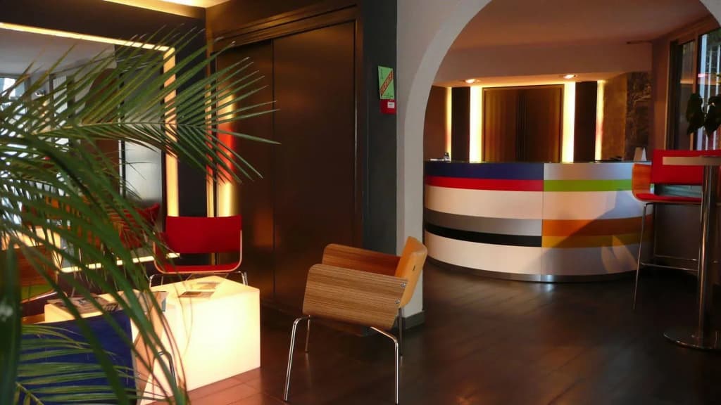 Cit’Hotel L’Oasis d’Avignon - Photo 2