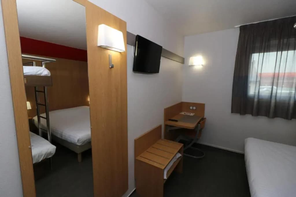 B&B HOTEL Clermont-Ferrand Aubière Sud - Miniature 7