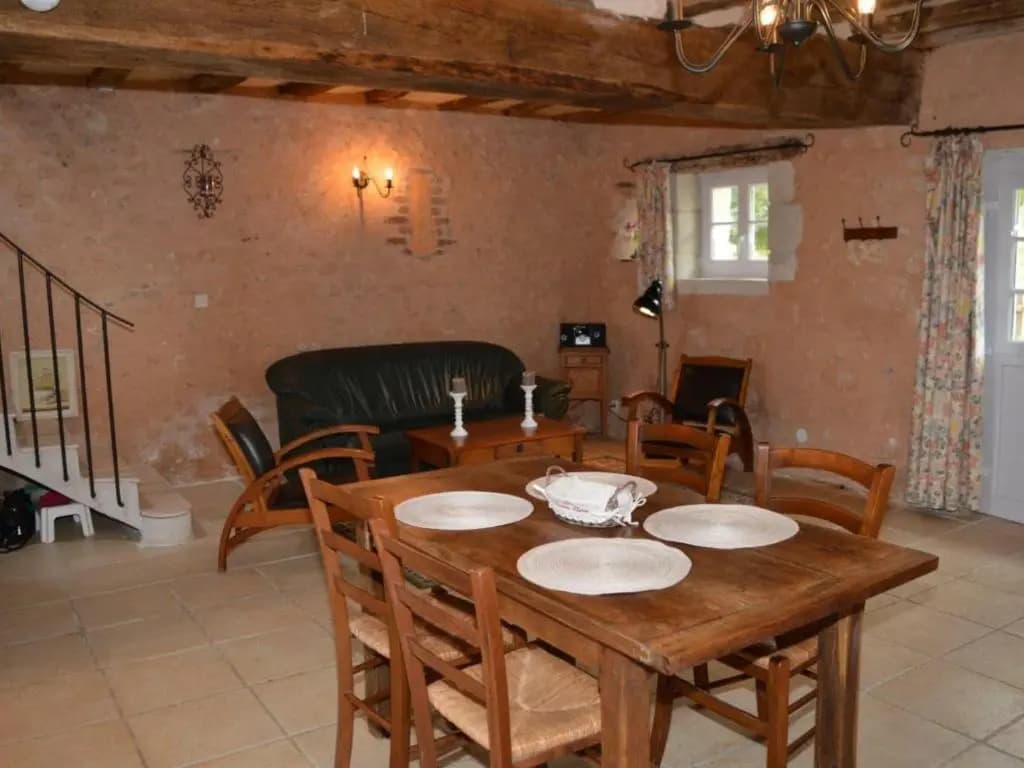 Gîte Nazelles-Négron, 3 pièces, 3 personnes - FR-1-381-7 - Miniature 6