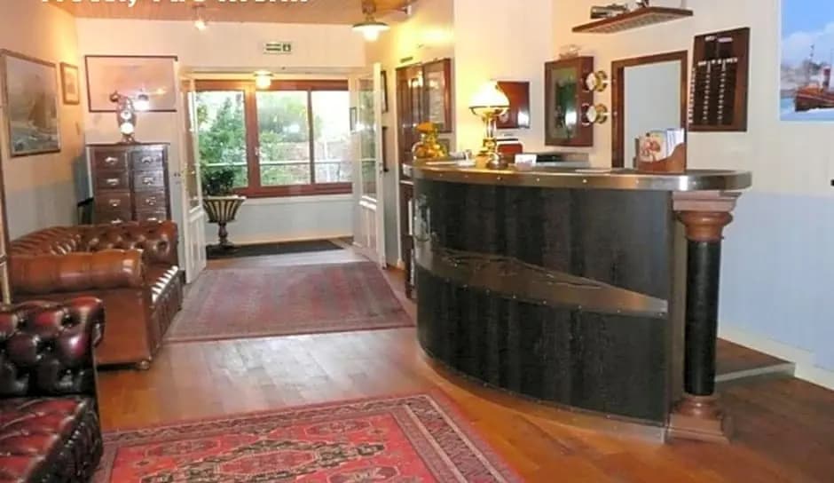 Kermoor Hotel - Photo 2