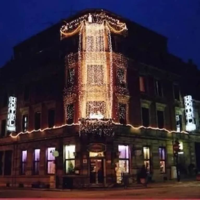 Hôtel Union - Photo 1