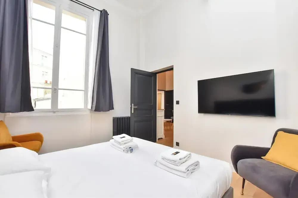 Cozy Apartment - 2br/7p - Arc de Triomphe - Photo 3