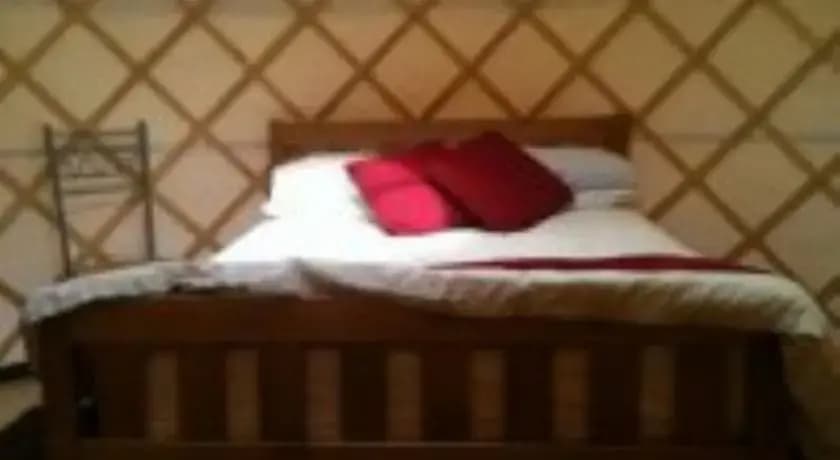 The Coachhouse B&B Bus - Photo 1