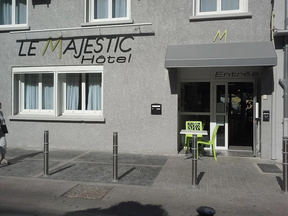 Hôtel Le Majestic - Photo 1
