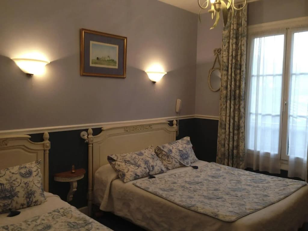 Hôtel Chopin - Photo 3