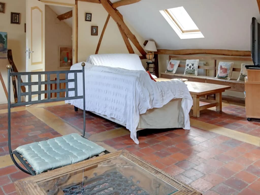Charming Holiday Home in Raizeux Near Forest - Photo 3