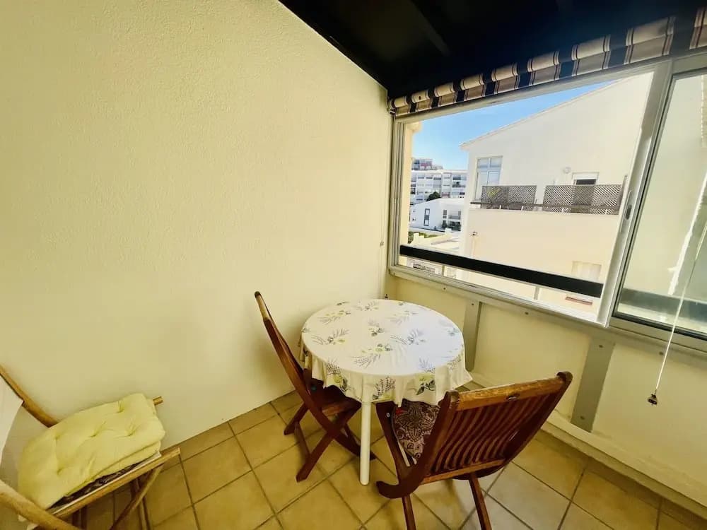 Waterfront Retreat Near the Beach - Photo 4