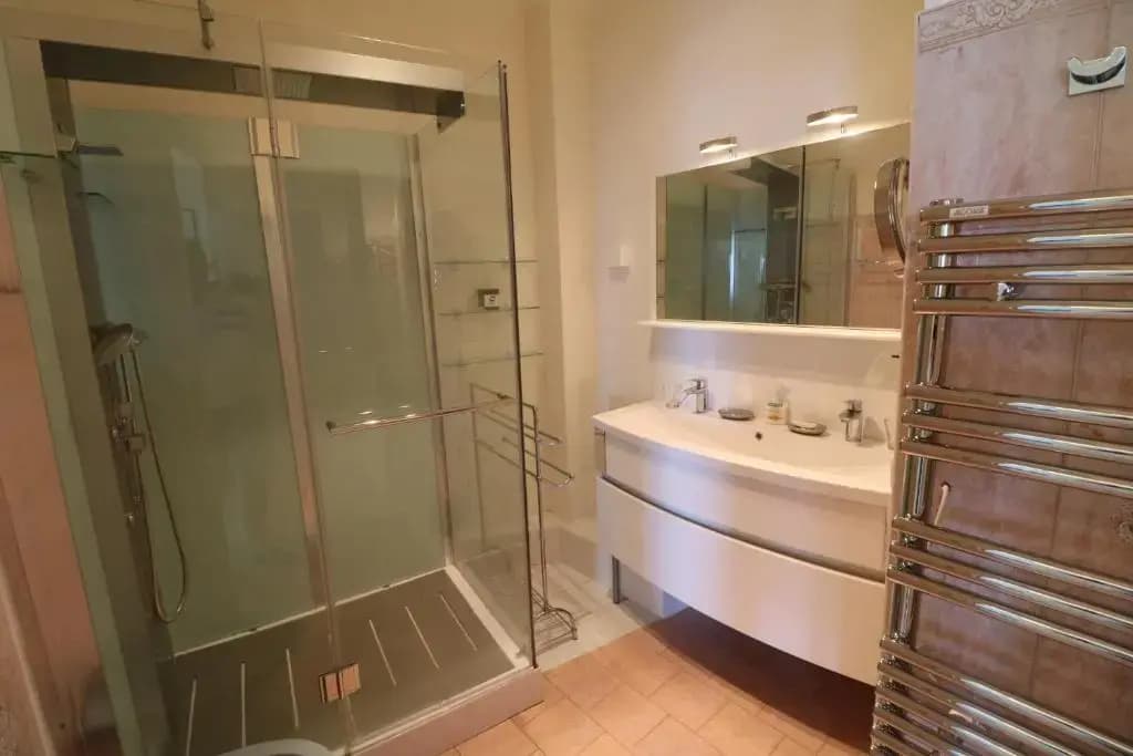 Croisette Martinez 1 Bedroom 241 - Miniature 8